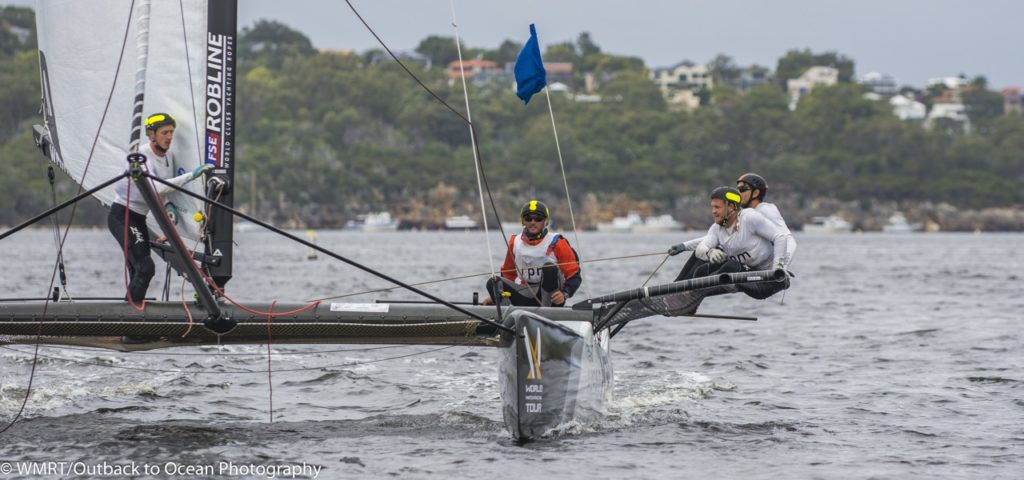 thomas leads the pack